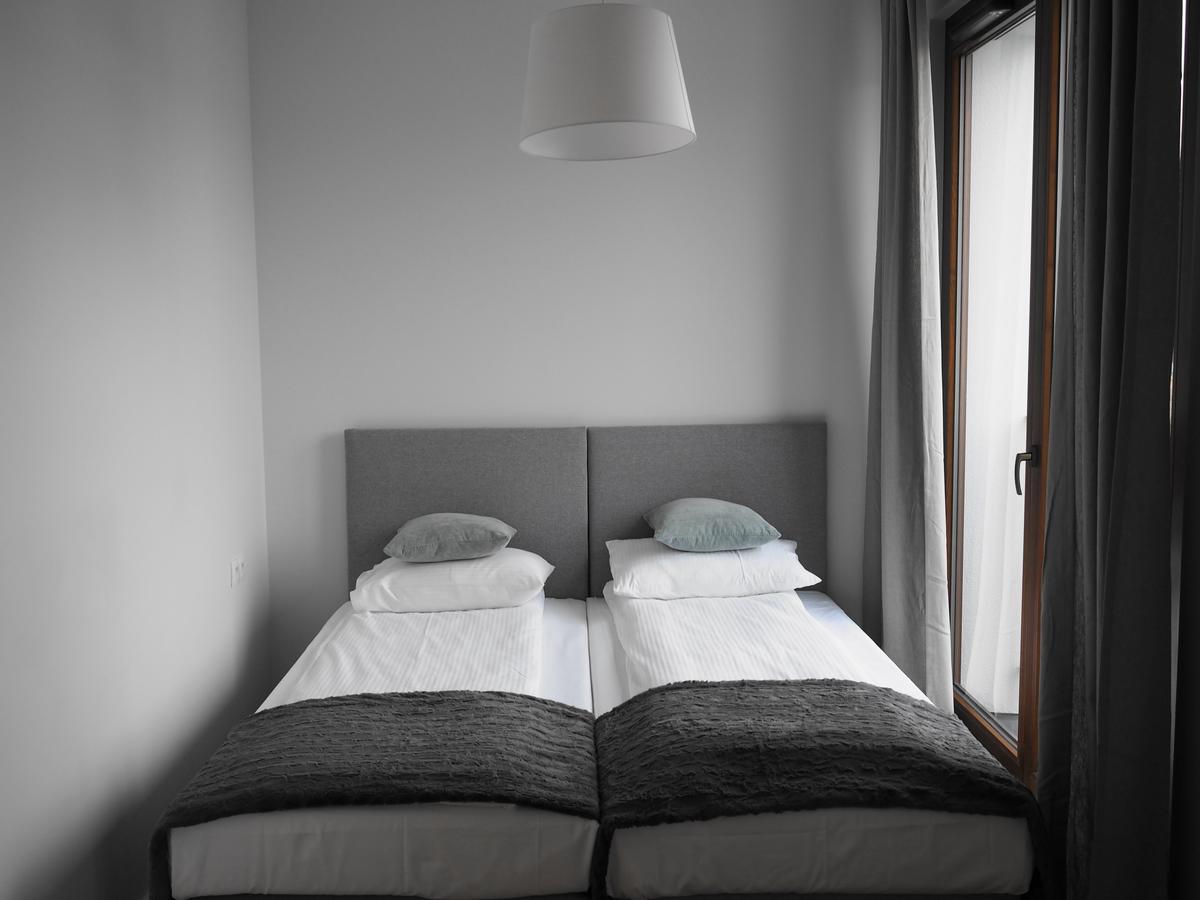Magazynowa Airport Apartments Varsó Kültér fotó