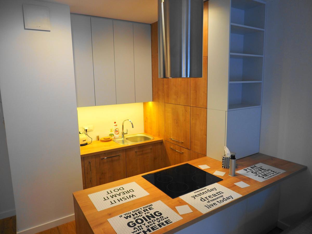 Magazynowa Airport Apartments Varsó Kültér fotó